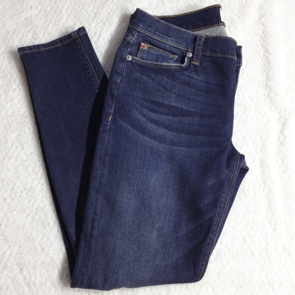 Hudson Krista Distressed Ankle Super Skinny Jeans - Picture 2 of 11